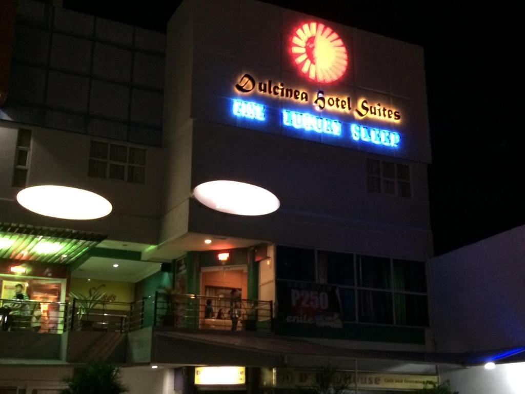 Cebu Dulcinea Hotel And Suites-Mactan Airport Hotel Lapu-Lapu City Bagian luar foto